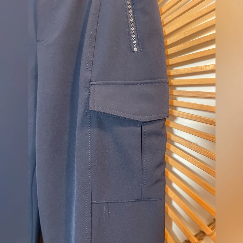 Athleta Womens Endless High Rise Cargo Pant Navy LNC Gorpcore Athleisure Sporty - Picture 5 of 15
